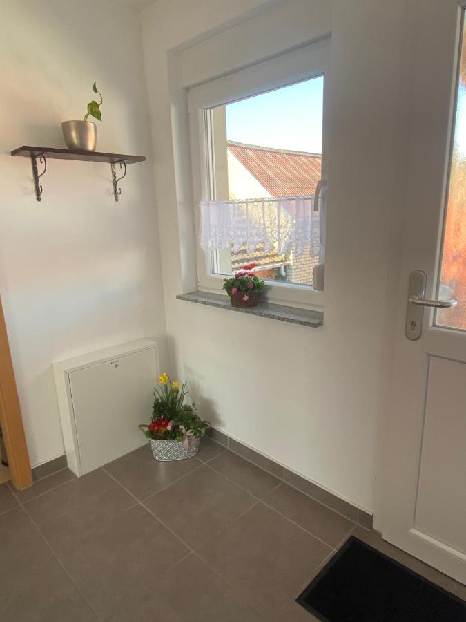 Schoen Moeblierte Wohnung In Genthin/ Ot Tucheim 외부 사진